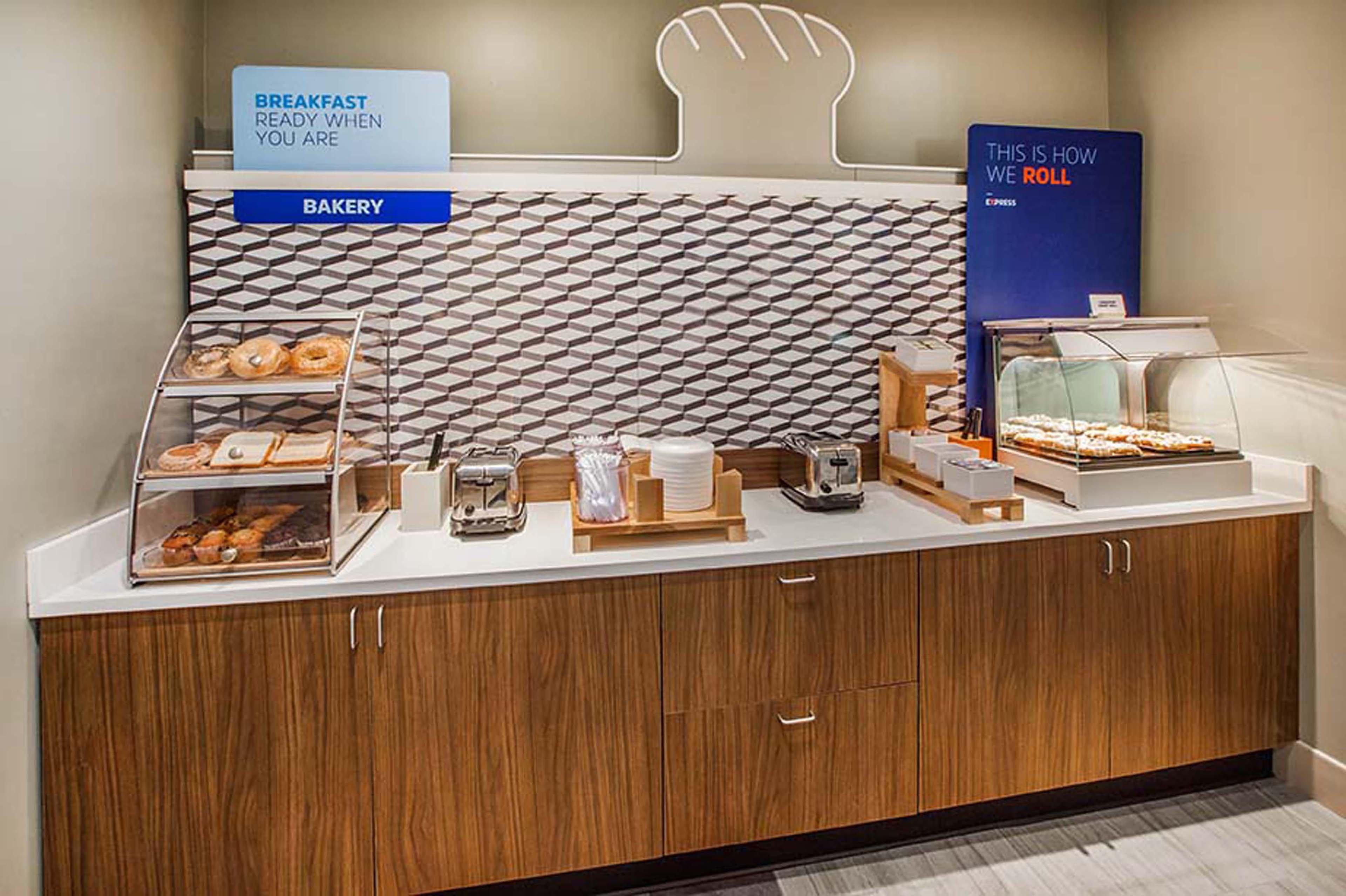 Holiday Inn Express & Suites - Omaha Downtown - Airport By Ihg Eksteriør billede